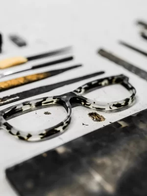 HEX_EYEWEAR_sunglasses_material_acetate_HEXETATE_Mazzucchelli_Celluloid_Injection_01_83ad2f7a-4be1-4